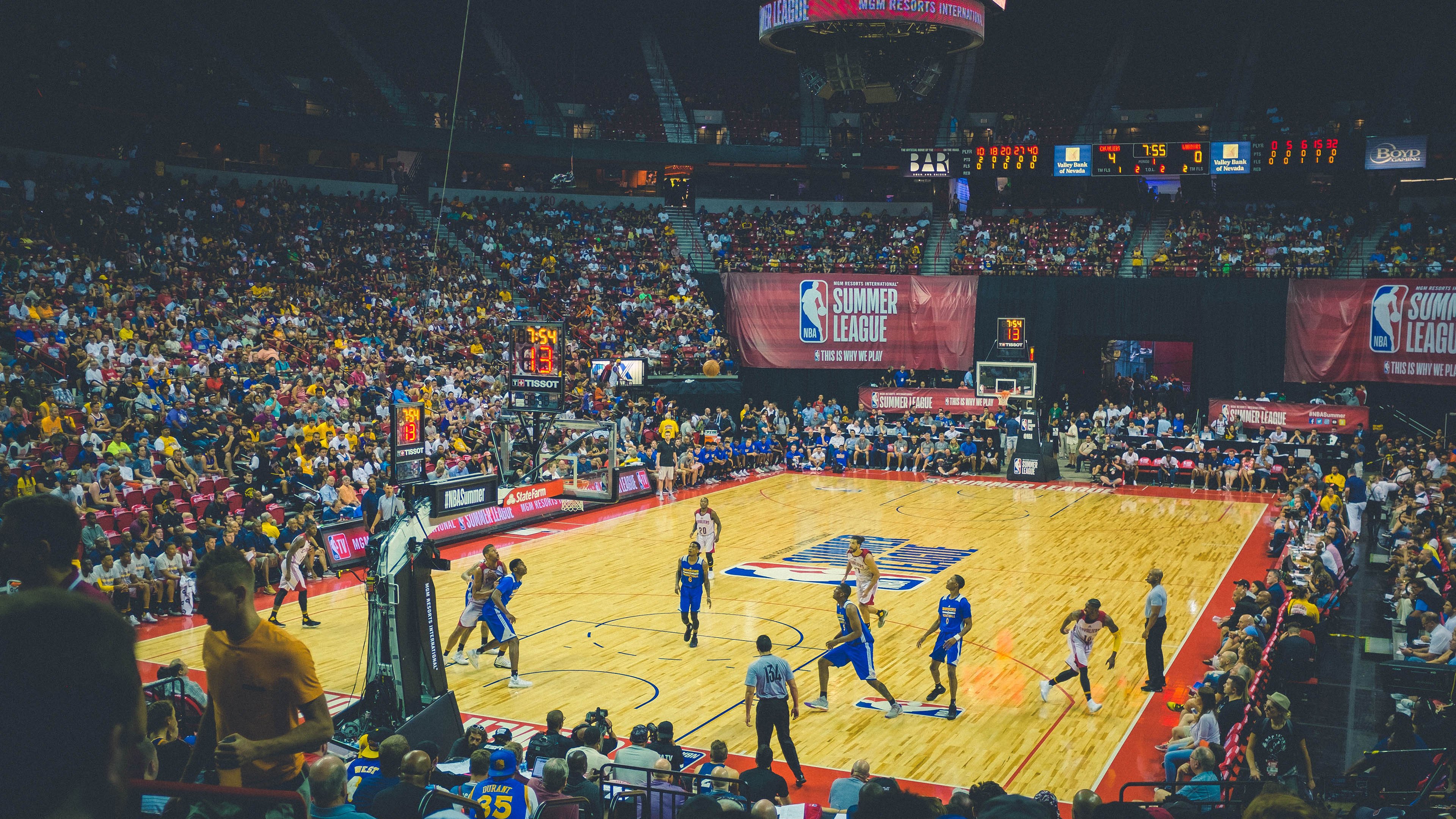 2020赛季：库里全场命中4+三分球，帮助勇士赶超鹈鹕，季后赛再获声望！